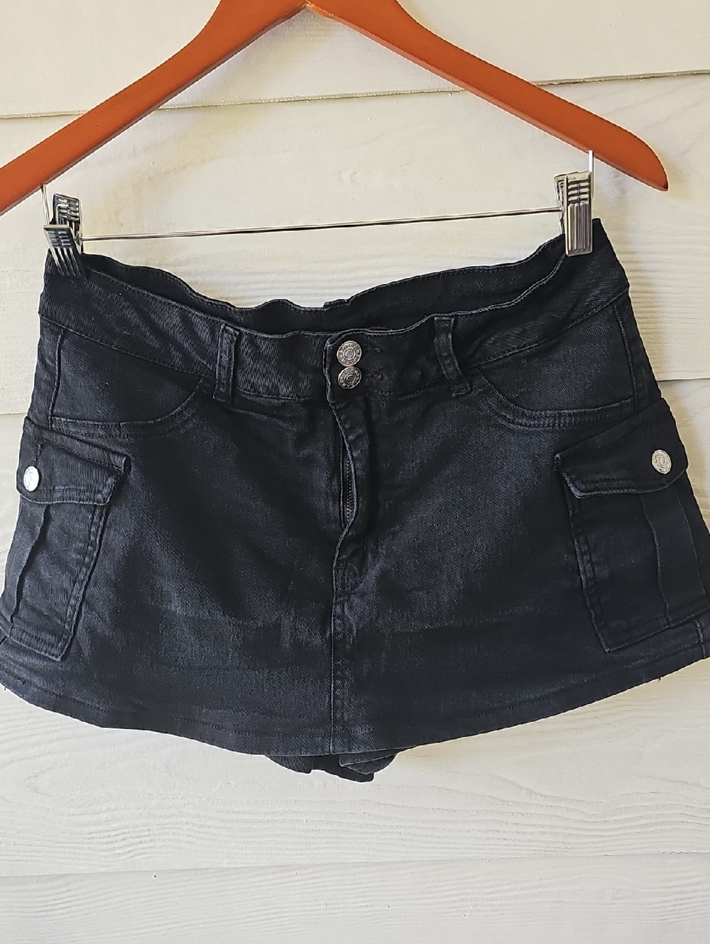 SHEIN Black Cargo Skort with Dual Button Waist